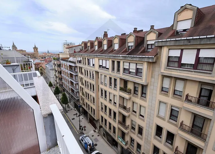 Atico Quintana I - Con Terraza, Vistas A La Ciudad, En El Centro, Con Wifi Y Garaje