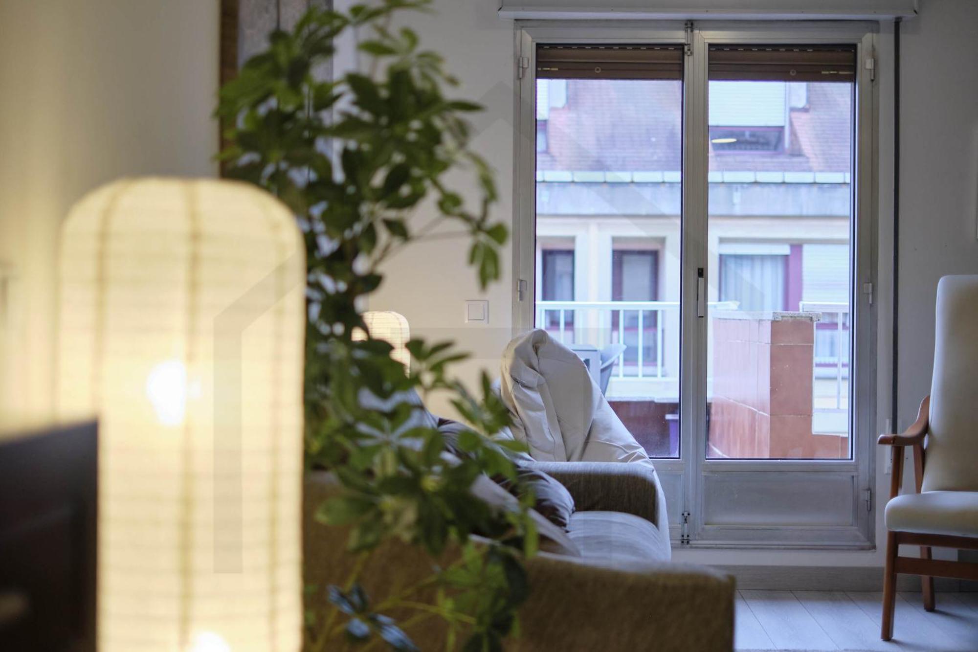 Apartament Atico Quintana I - Con Terraza, Vistas A La Ciudad, En El Centro, Con Wifi Y Garaje *