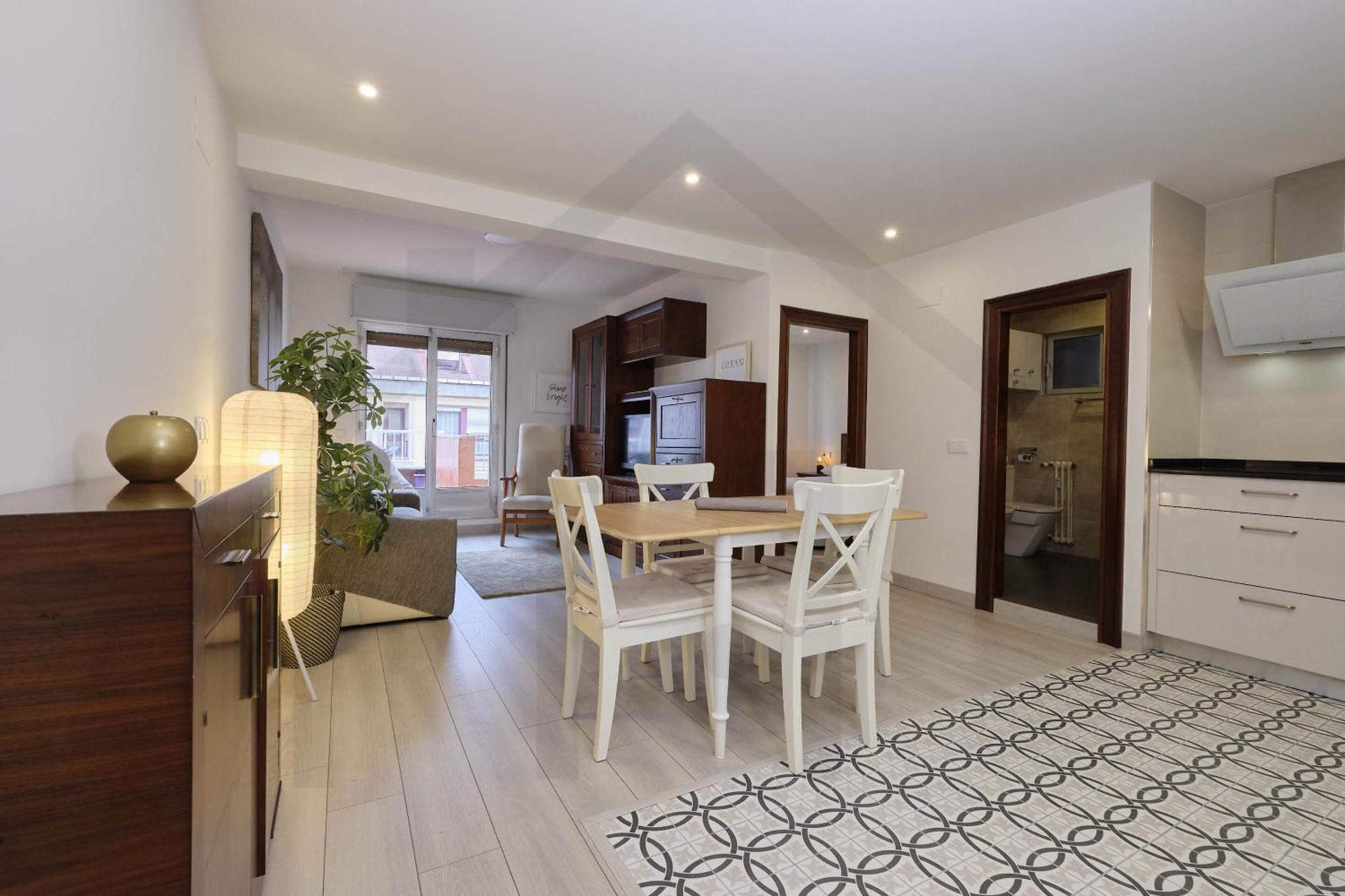 Atico Quintana I - Con Terraza, Vistas A La Ciudad, En El Centro, Con Wifi Y Garaje Apartament